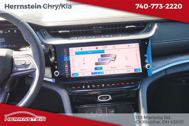 2027 Jeep Grand Cherokee Base