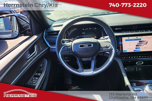2027 Jeep Grand Cherokee Base