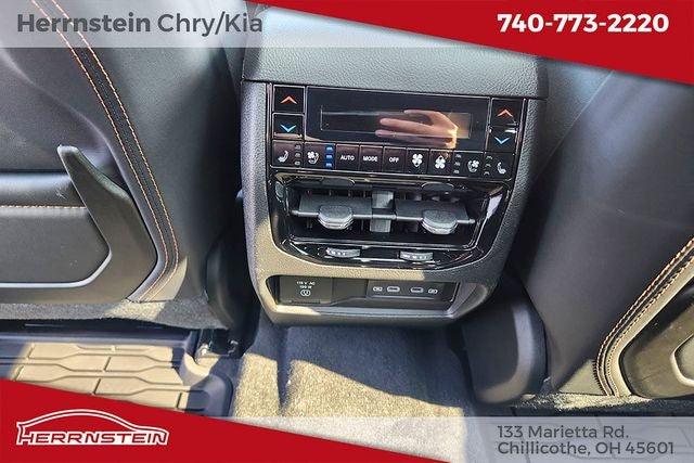 2027 Jeep Grand Cherokee Summit
