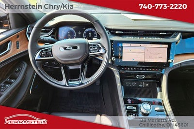 2027 Jeep Grand Cherokee Summit