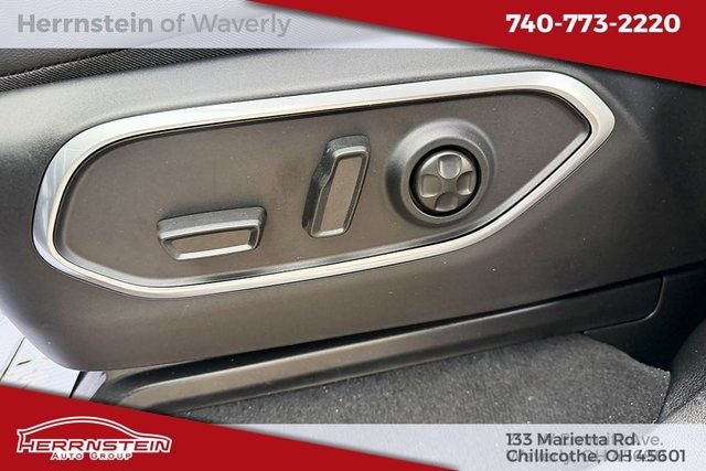 2026 Jeep Grand Wagoneer Base