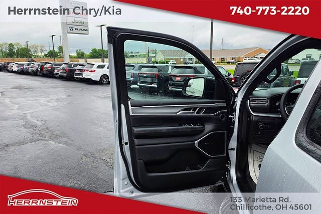 2026 Jeep Grand Wagoneer Upland