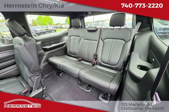 2026 Jeep Grand Wagoneer Upland