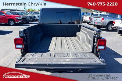 2023 Jeep Gladiator Overland 4x4