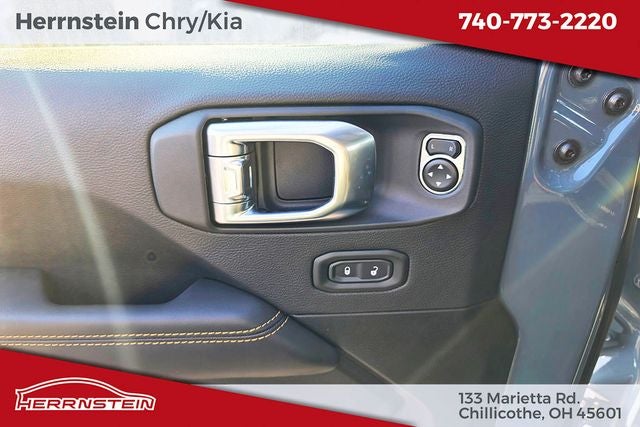 2026 Jeep Gladiator GLADIATOR SAHARA 4X4