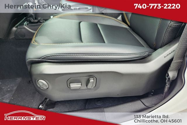 2026 Jeep Gladiator GLADIATOR SAHARA 4X4