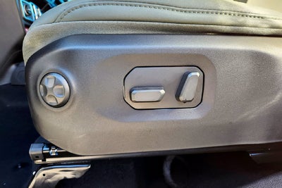 2027 Jeep Gladiator Base