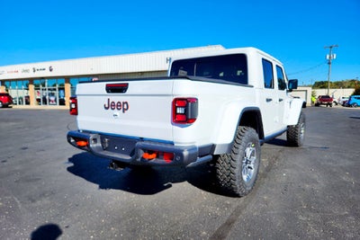 2027 Jeep Gladiator Base