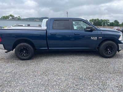 2020 RAM 1500 Classic SLT Crew Cab 4x2 6'4' Box