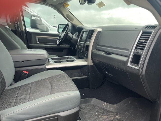 2020 RAM 1500 Classic SLT Crew Cab 4x2 6'4' Box