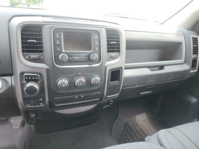 2018 RAM 1500 Express Quad Cab 4x4 6'4' Box
