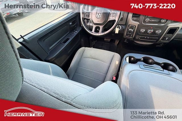2017 RAM 1500 Express Quad Cab 4x4 6'4' Box