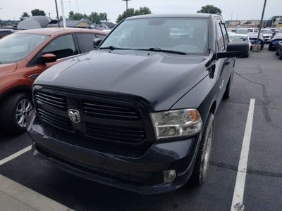 2017 RAM 1500 Express Quad Cab 4x4 6'4' Box