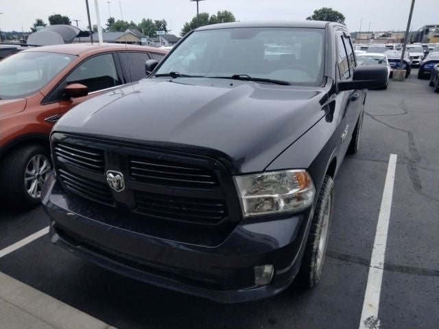 2017 RAM 1500 Express Quad Cab 4x4 6'4' Box