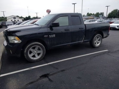 2017 RAM 1500 Express Quad Cab 4x4 6'4' Box