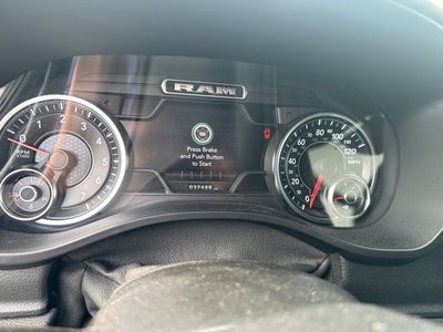 2021 RAM 1500 Big Horn Quad Cab 4x4 6'4' Box