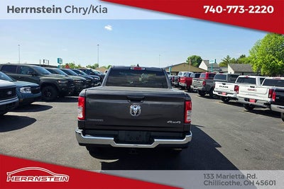 2022 RAM 1500 Big Horn Crew Cab 4x4 5'7' Box