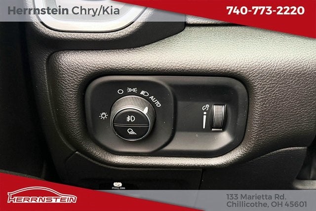 2025 RAM 1500 Big Horn Crew Cab 4x4 5'7' Box