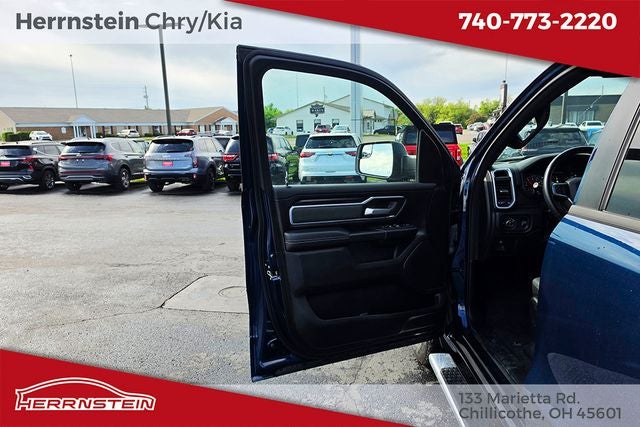 2023 RAM 1500 Big Horn Crew Cab 4x4 5'7' Box
