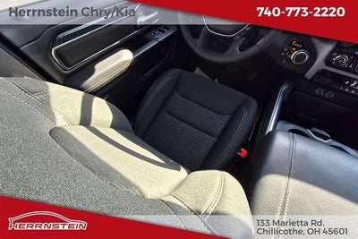 2025 RAM 1500 Big Horn Crew Cab 4x4 5'7' Box