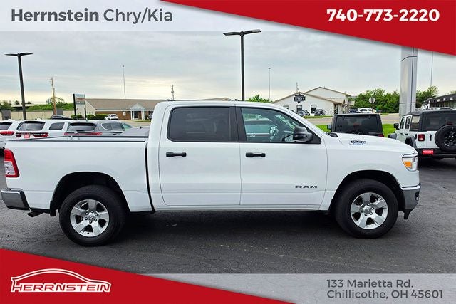 2023 RAM 1500 Big Horn Crew Cab 4x4 5'7' Box