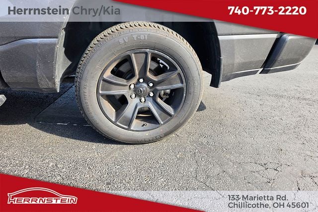 2023 RAM 1500 Big Horn Crew Cab 4x4 5'7' Box