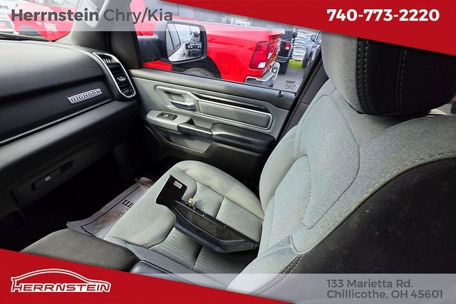 2023 RAM 1500 Big Horn Crew Cab 4x4 5'7' Box