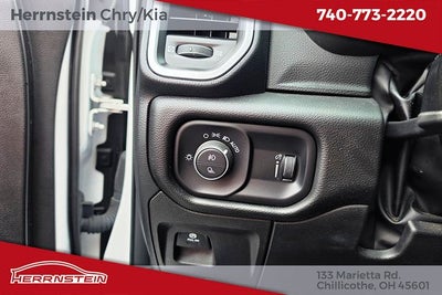 2023 RAM 1500 Big Horn Crew Cab 4x4 5'7' Box