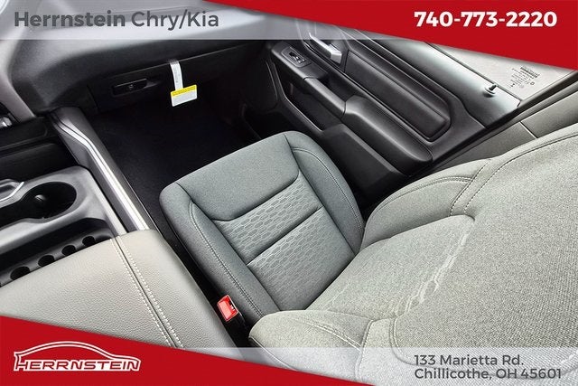 2025 RAM 1500 Tradesman Crew Cab 4x4 5'7' Box