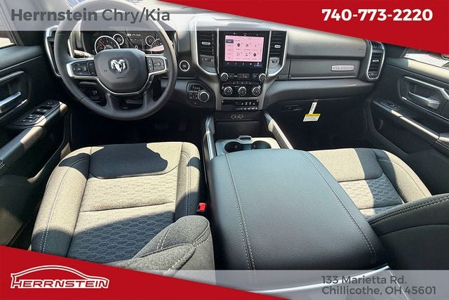 2026 RAM Ram 1500 RAM 1500 EXPRESS CREW CAB 4X4 5'7' BOX