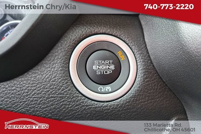 2025 RAM 1500 Tradesman Crew Cab 4x4 5'7' Box