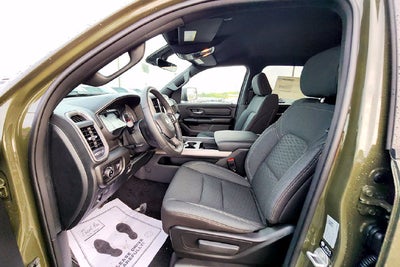 2027 RAM Ram 1500 Base