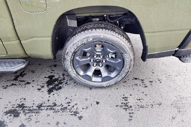 2027 RAM Ram 1500 Base