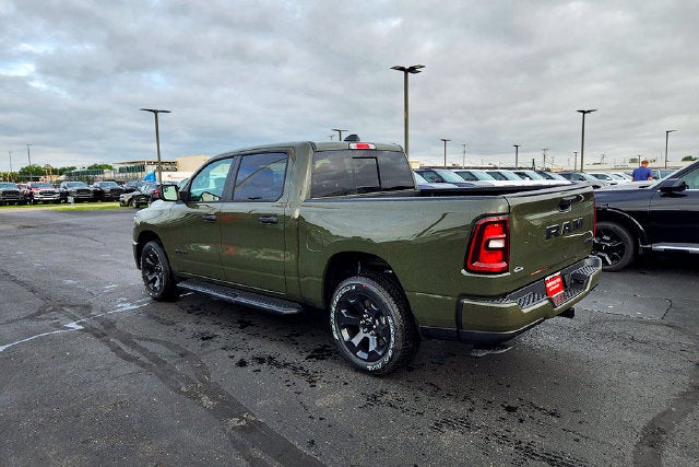 2027 RAM Ram 1500 Base