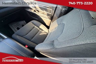 2022 RAM 1500 Big Horn Quad Cab 4x4 6'4' Box