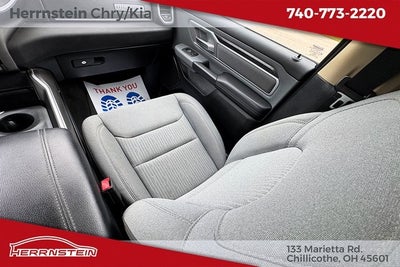 2020 RAM 1500 Big Horn Crew Cab 4x4 5'7' Box