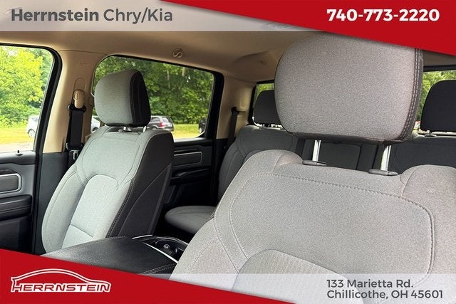 2020 RAM 1500 Big Horn Crew Cab 4x4 5'7' Box