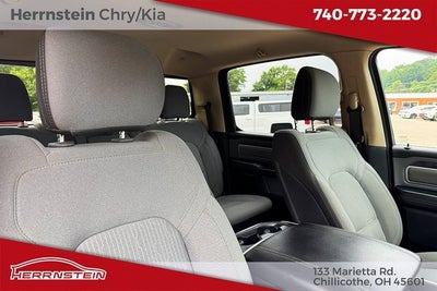 2020 RAM 1500 Big Horn Crew Cab 4x4 5'7' Box