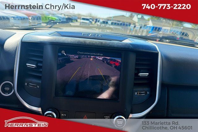 2020 RAM 1500 Big Horn Crew Cab 4x4 5'7' Box