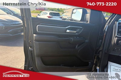 2022 RAM 1500 Big Horn Crew Cab 4x4 5'7' Box