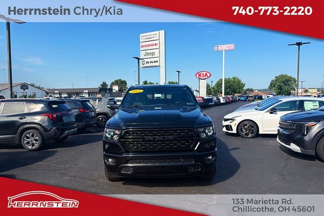 2022 RAM 1500 Big Horn Crew Cab 4x4 5'7' Box
