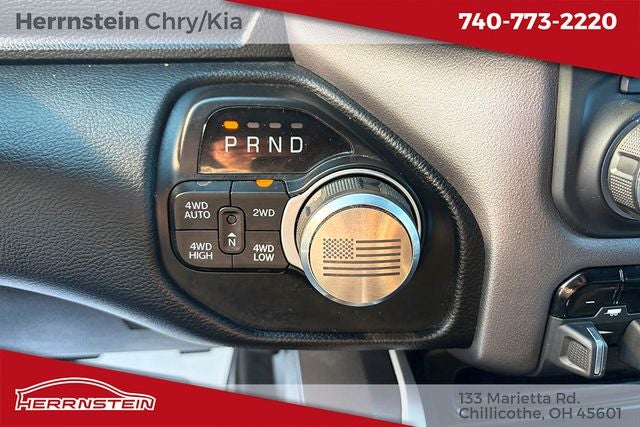 2022 RAM 1500 Big Horn Crew Cab 4x4 5'7' Box