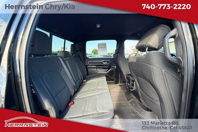 2022 RAM 1500 Big Horn Crew Cab 4x4 5'7' Box