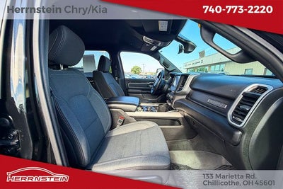 2022 RAM 1500 Big Horn Crew Cab 4x4 5'7' Box