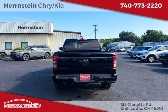 2022 RAM 1500 Big Horn Crew Cab 4x4 5'7' Box