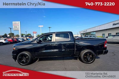 2022 RAM 1500 Big Horn Crew Cab 4x4 5'7' Box