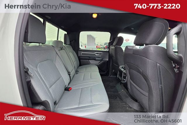 2022 RAM 1500 Big Horn Crew Cab 4x4 5'7' Box