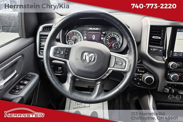 2022 RAM 1500 Big Horn Crew Cab 4x4 5'7' Box