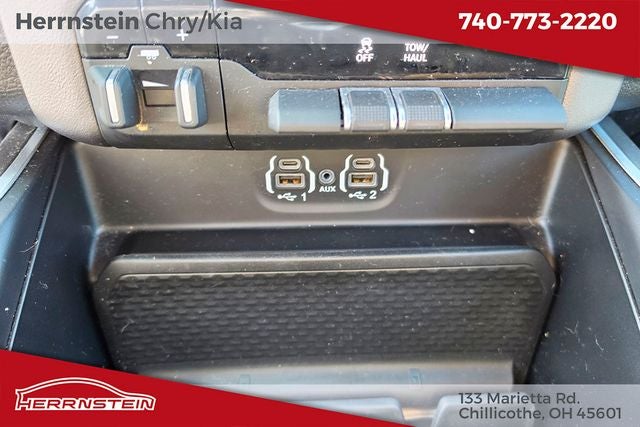 2023 RAM 1500 Big Horn Crew Cab 4x4 5'7' Box