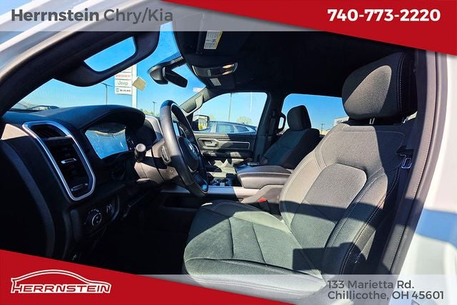 2023 RAM 1500 Big Horn Crew Cab 4x4 5'7' Box